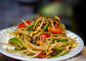 Lao&#039;s Papaya salad Tam mak houng