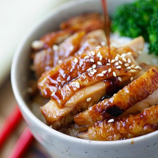 Thịt gà nướng Teriyaki