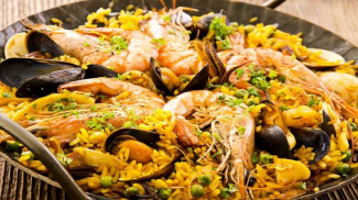 Cơm xào hải sản Paella