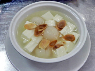 Chè khúc bạch