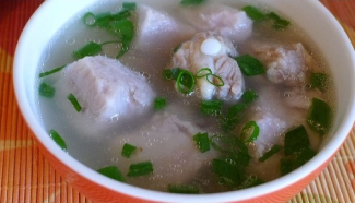 Canh khoai môn