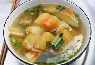 Canh đu đủ hầm xương