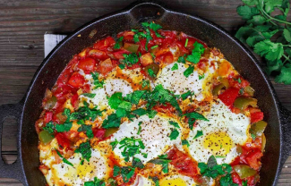 Trứng sốt cà chua Shakshuka